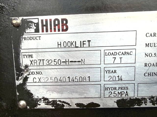 三菱ふそうファイターコンテナ専用車中型（4t）[写真15]