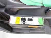 三菱ふそうファイターコンテナ専用車中型（4t）[写真23]