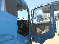 UDトラックスクオンアルミウイング大型（10t）[写真28]