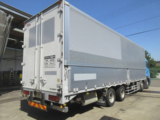 UDトラックスクオンアルミウイング大型（10t）[写真04]