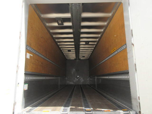 UDトラックスクオンアルミウイング大型（10t）[写真07]