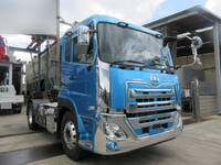 UDトラックスクオントレーラーヘッド（トラクターヘッド）大型（10t）[写真04]