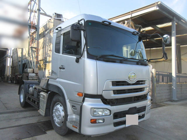 UDトラックスクオントレーラーヘッド（トラクターヘッド）2015年(平成27年)QPG-GK5XAD