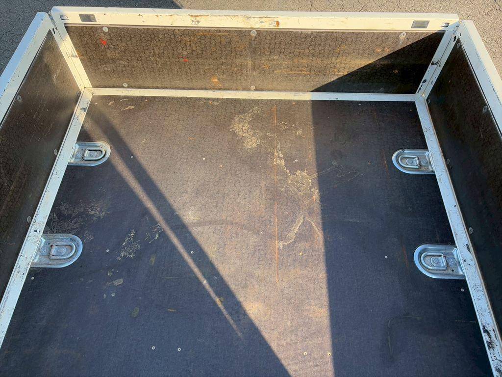 日野デュトロダブルキャブ（Wキャブ）小型（2t・3t）[写真10]