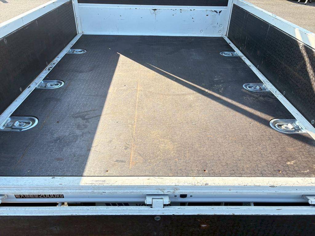 日野デュトロダブルキャブ（Wキャブ）小型（2t・3t）[写真07]