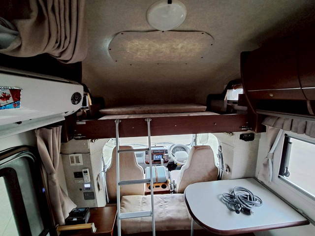 トヨタその他の車種キャンピングカー小型（2t・3t）[写真19]