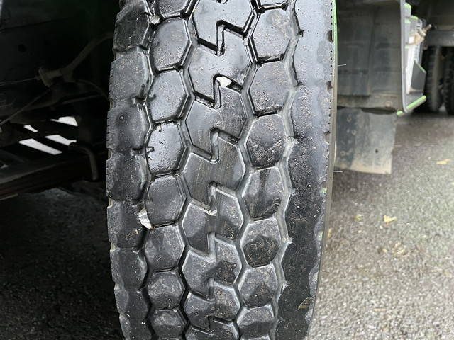 三菱ふそうキャンターダンプ小型（2t・3t）[写真14]