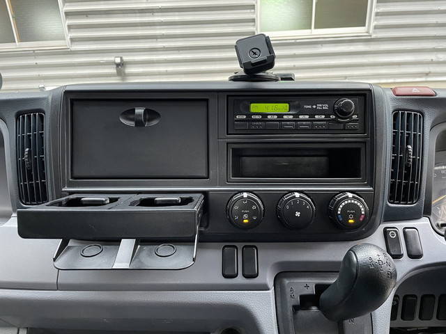 三菱ふそうキャンターダンプ小型（2t・3t）[写真18]