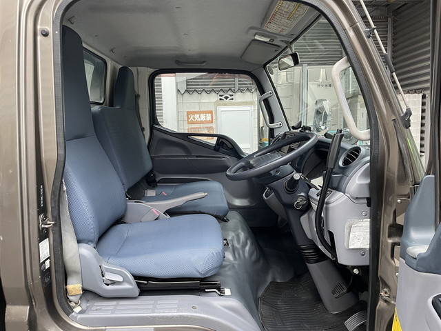 三菱ふそうキャンターダンプ小型（2t・3t）[写真30]