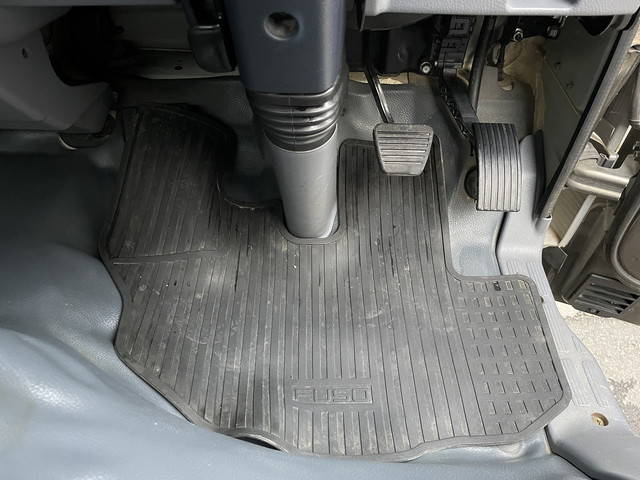 三菱ふそうキャンターダンプ小型（2t・3t）[写真35]