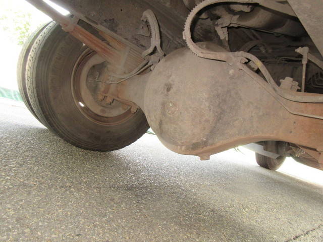 UDトラックスコンドルパッカー車（塵芥車）中型（4t）[写真25]