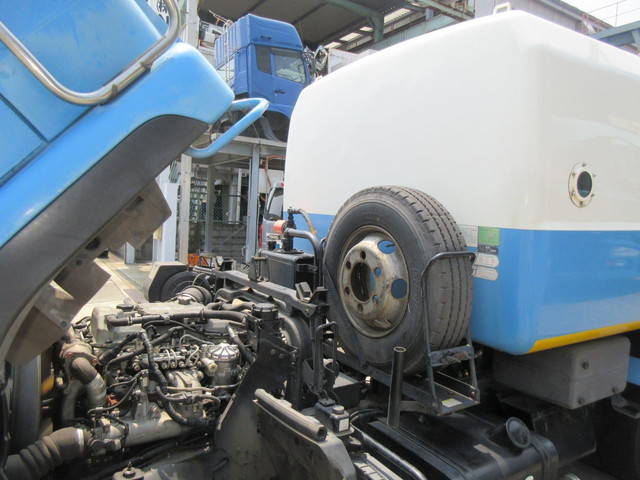 UDトラックスコンドルパッカー車（塵芥車）中型（4t）[写真29]