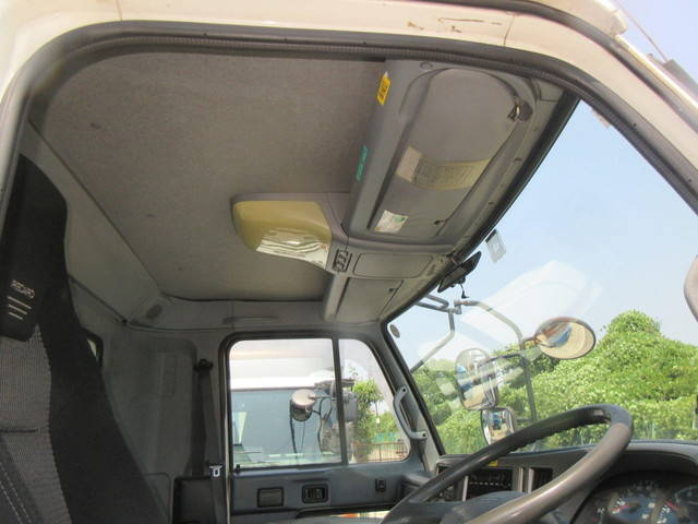 UDトラックスコンドルパッカー車（塵芥車）中型（4t）[写真35]