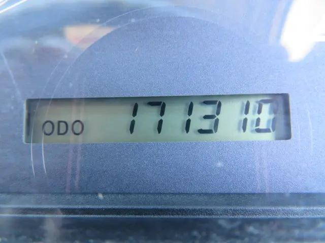 いすゞギガミキサー車（コンクリートミキサー）大型（10t）[写真10]