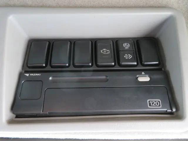 いすゞギガミキサー車（コンクリートミキサー）大型（10t）[写真14]