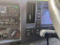 いすゞフォワードアルミウイング中型（4t）[写真19]