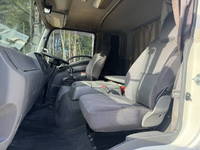 いすゞフォワードアルミウイング中型（4t）[写真24]