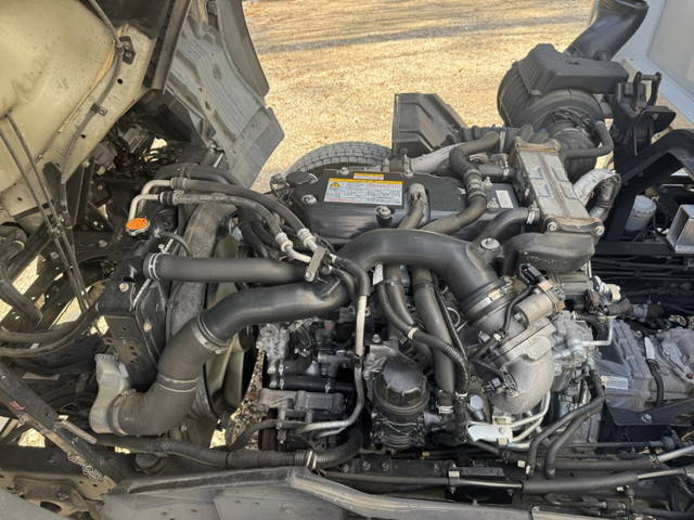 いすゞフォワードアルミウイング中型（4t）[写真25]