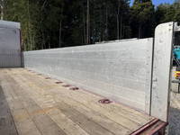 いすゞフォワードアルミブロック中型（4t）[写真11]