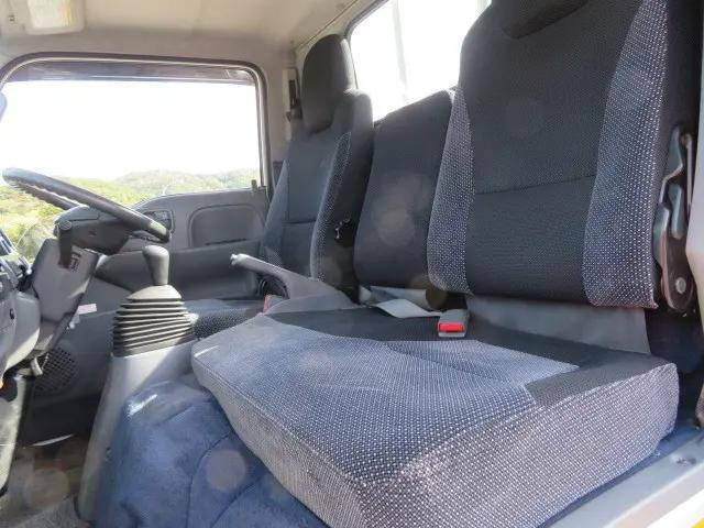 マツダタイタン平ボディ小型（2t・3t）[写真11]