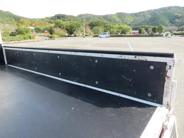 マツダタイタン平ボディ小型（2t・3t）[写真24]