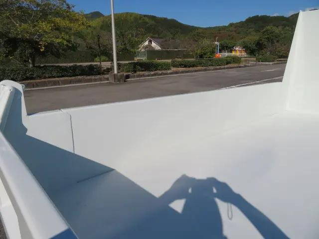 三菱ふそうキャンターダンプ小型（2t・3t）[写真23]