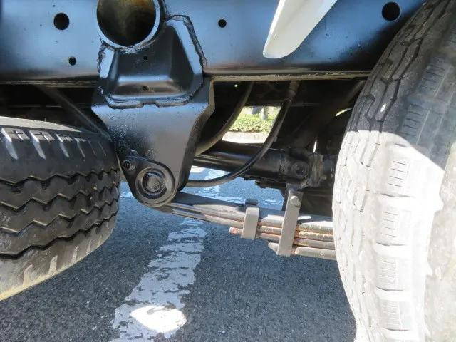 三菱ふそうキャンターダンプ小型（2t・3t）[写真32]