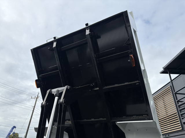 三菱ふそうファイターダンプ増トン（6t・8t）[写真13]