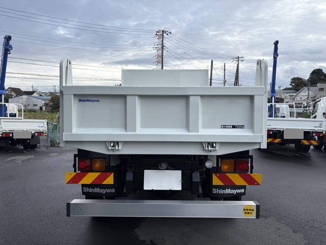 三菱ふそうファイターダンプ増トン（6t・8t）[写真08]