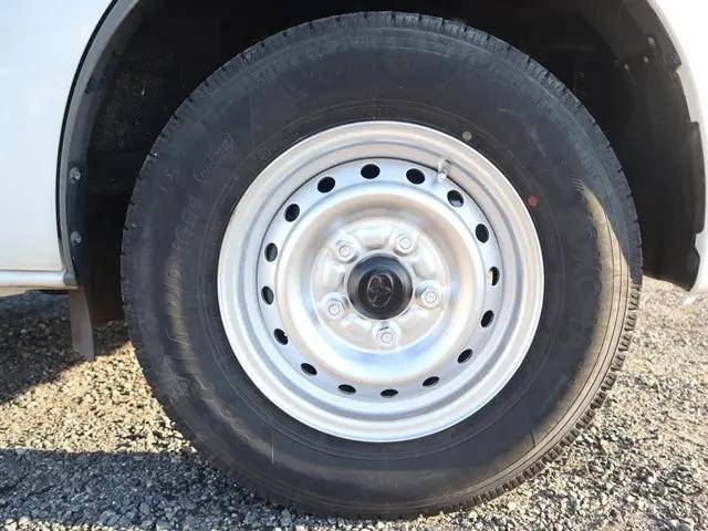 トヨタライトエース平ボディ小型（2t・3t）[写真17]