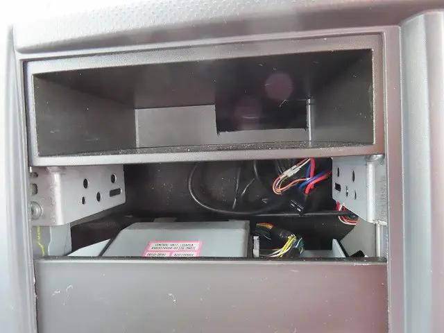 いすゞエルフ平ボディ小型（2t・3t）[写真18]