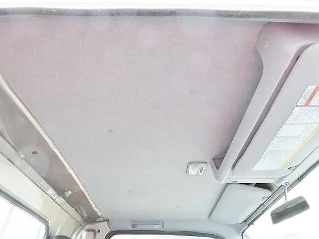 いすゞエルフ平ボディ小型（2t・3t）[写真20]