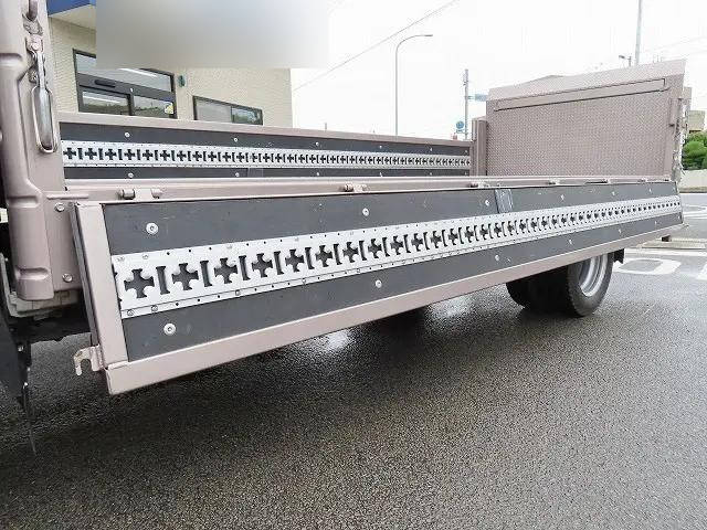 いすゞエルフ平ボディ小型（2t・3t）[写真25]