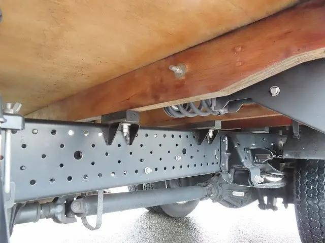 いすゞエルフ平ボディ小型（2t・3t）[写真34]