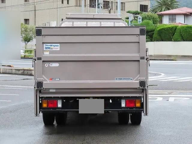 いすゞエルフ平ボディ小型（2t・3t）[写真06]