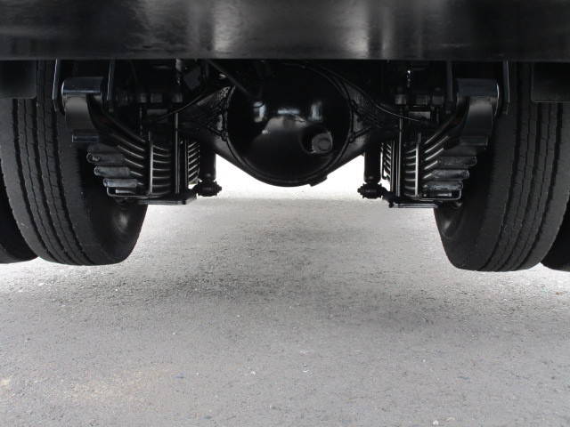 いすゞエルフ高所作業車小型（2t・3t）[写真35]