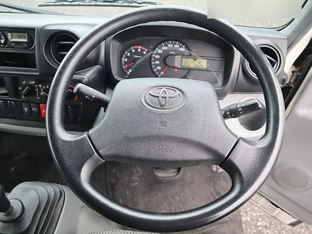 トヨタトヨエース幌車小型（2t・3t）[写真04]