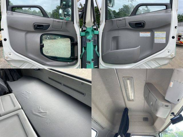 UDトラックスクオントレーラーヘッド（トラクターヘッド）大型（10t）[写真15]