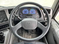 UDトラックスクオントレーラーヘッド（トラクターヘッド）大型（10t）[写真19]