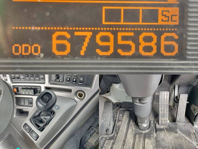 UDトラックスクオントレーラーヘッド（トラクターヘッド）大型（10t）[写真19]