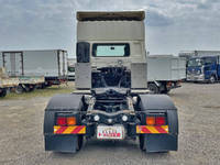 UDトラックスクオントレーラーヘッド（トラクターヘッド）大型（10t）[写真09]