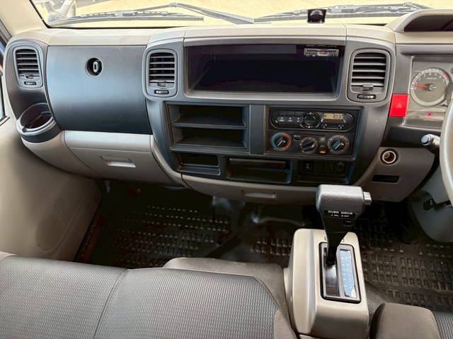 日産アトラスダブルキャブ（Wキャブ）小型（2t・3t）[写真13]