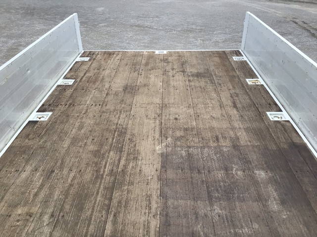 三菱ふそうファイタークレーン4段増トン（6t・8t）[写真12]