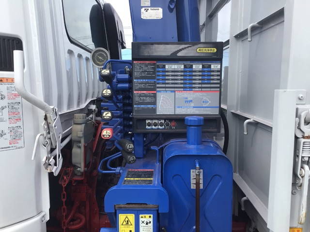 三菱ふそうファイタークレーン4段増トン（6t・8t）[写真15]