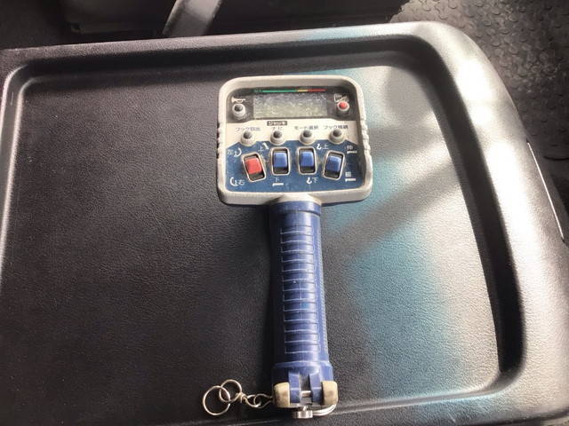 三菱ふそうファイタークレーン4段増トン（6t・8t）[写真19]