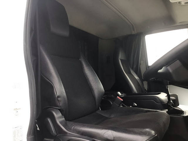 三菱ふそうファイタークレーン4段増トン（6t・8t）[写真30]