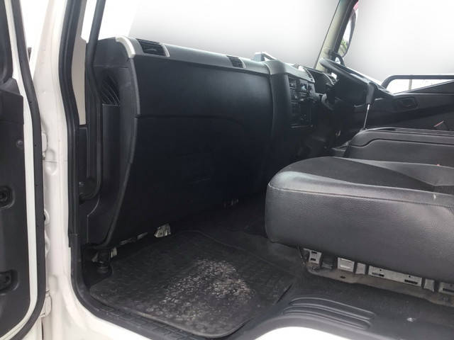 三菱ふそうファイタークレーン4段増トン（6t・8t）[写真31]