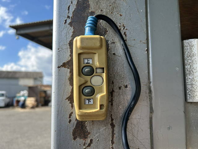 三菱ふそうキャンタークレーン6段小型（2t・3t）[写真13]