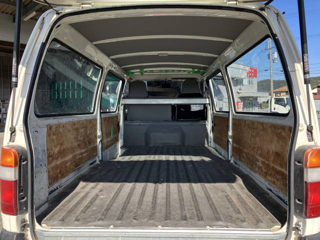 日野デュトロルートバン小型（2t・3t）[写真10]