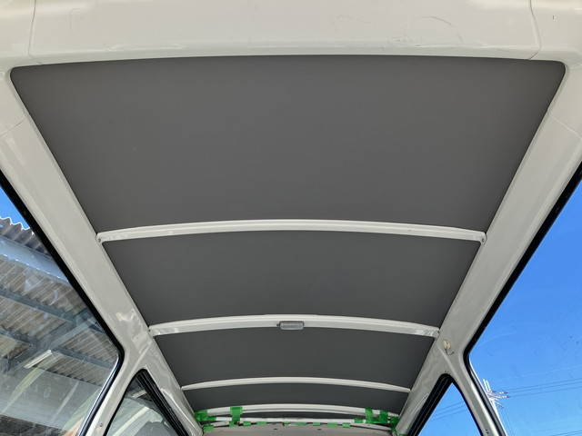 日野デュトロルートバン小型（2t・3t）[写真11]